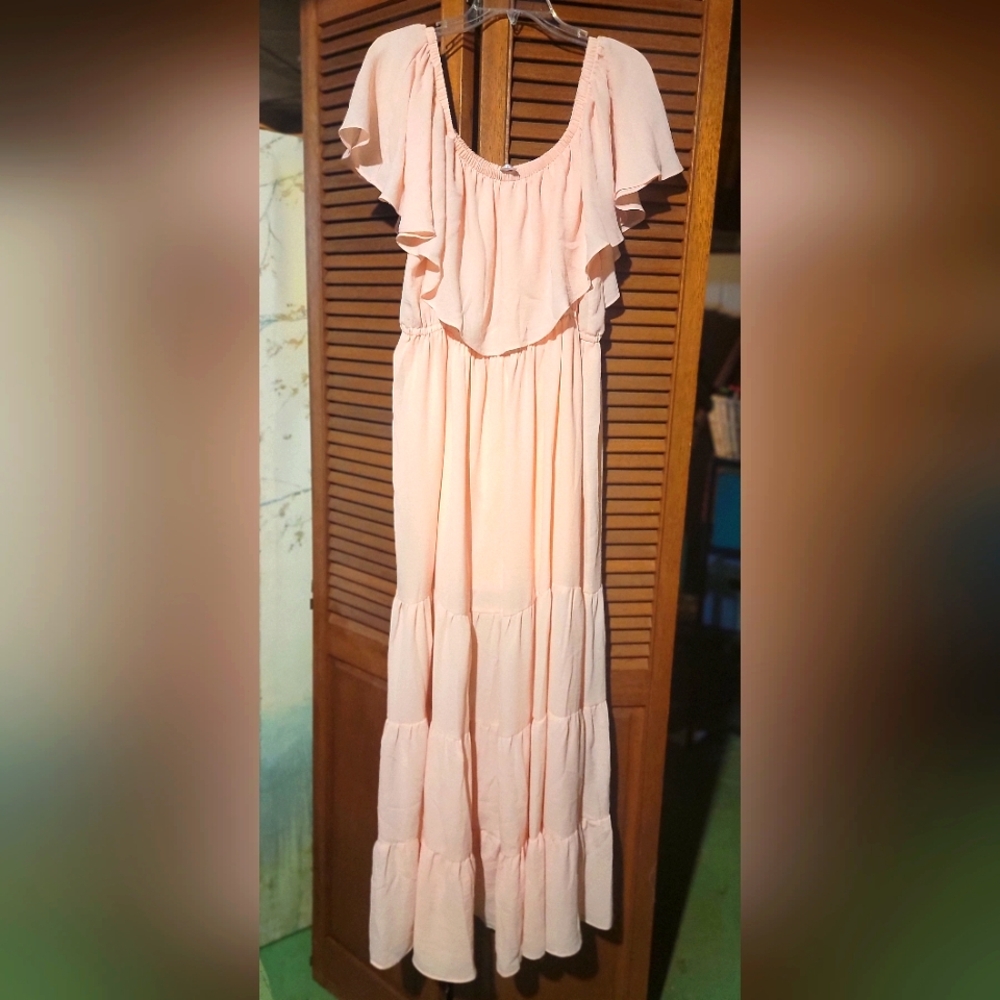 VENUS Pink Peach Ruffled Maxi Dress with Flutter Sleeves